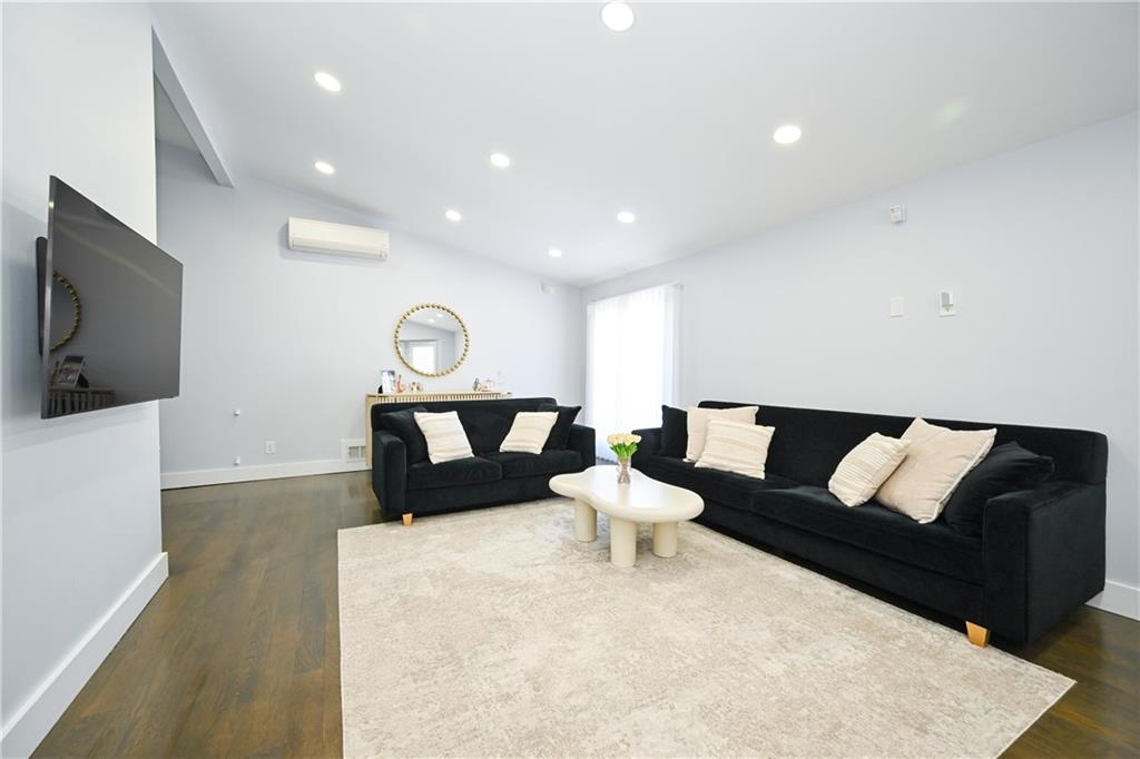 320 Whitman Drive, Brooklyn, New York, 11234 image 10