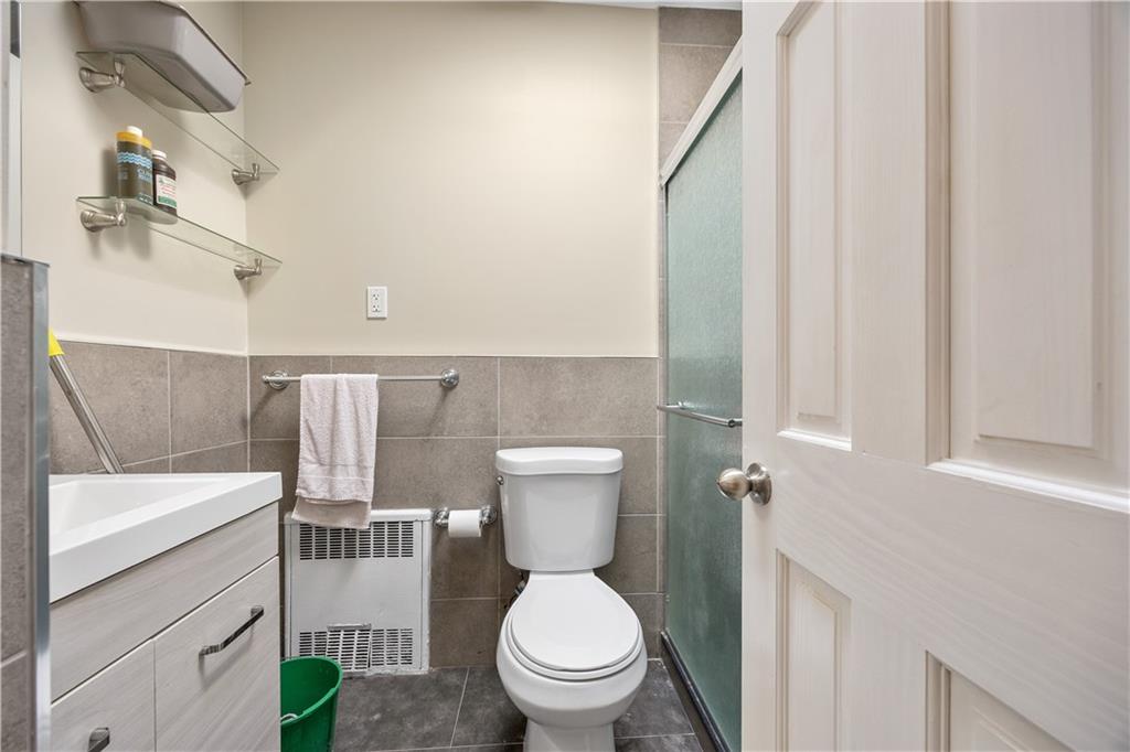 721 East 94th Street Image 4