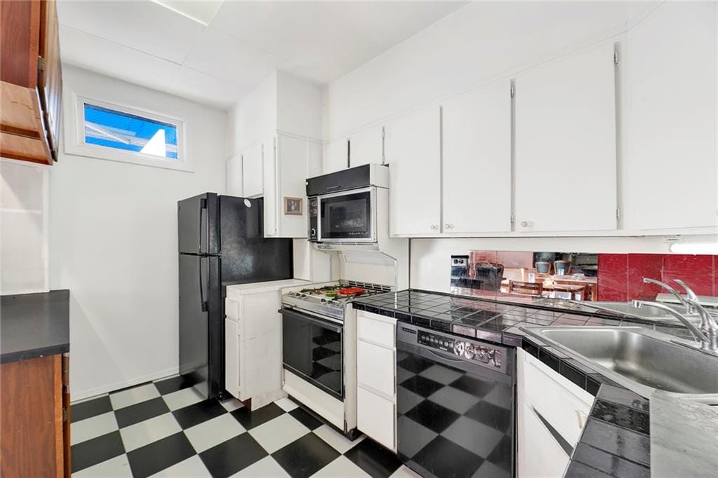 370 85th Street, Brooklyn, New York, 11209