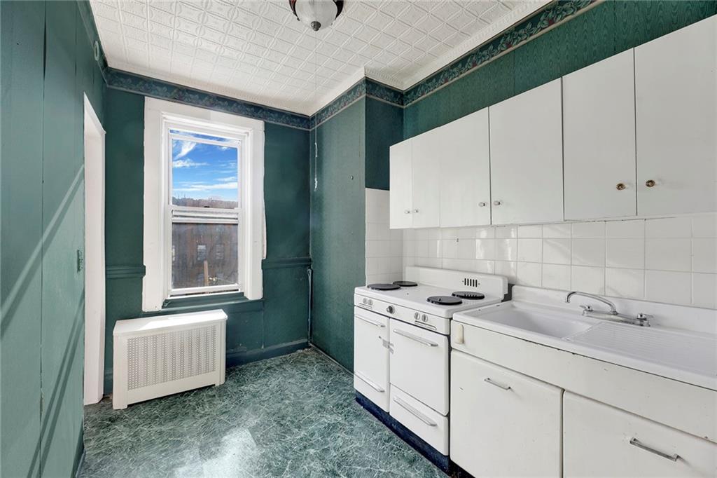 370 85th Street, Brooklyn, New York, 11209 image 8