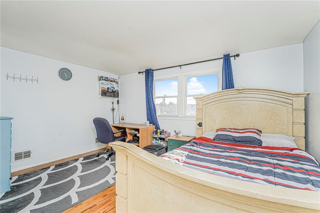 400 Brookfield Avenue, Staten  Island, New York, 10308 image 17