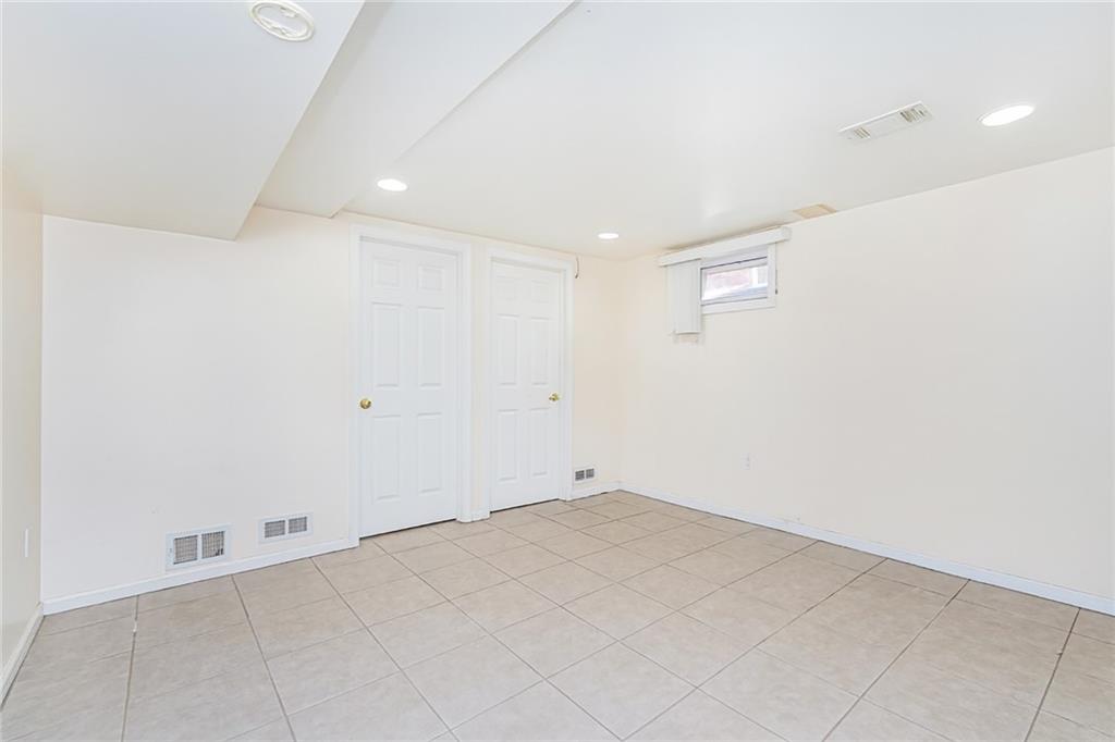 400 Brookfield Avenue, Staten  Island, New York, 10308 image 21