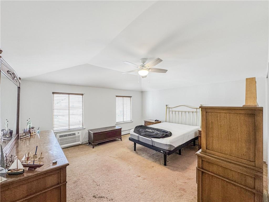 225 Wellbrook Avenue, Staten  Island, New York, 10314 image 25