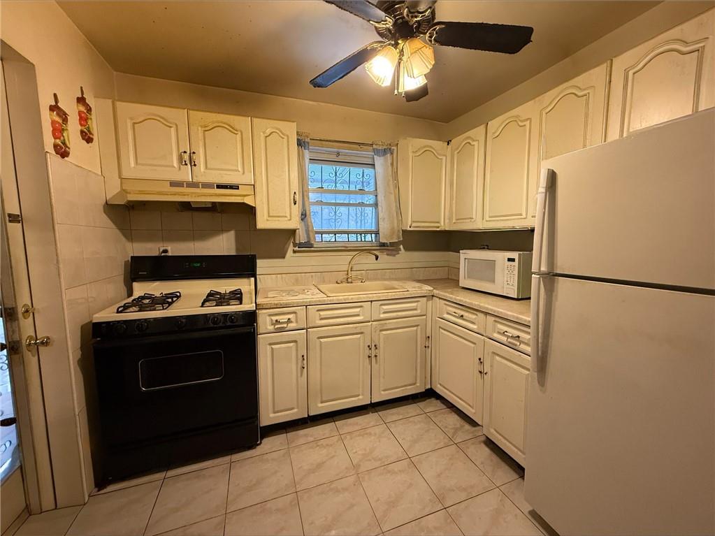 563 Belmont Avenue, Brooklyn, New York, 11207 image 7