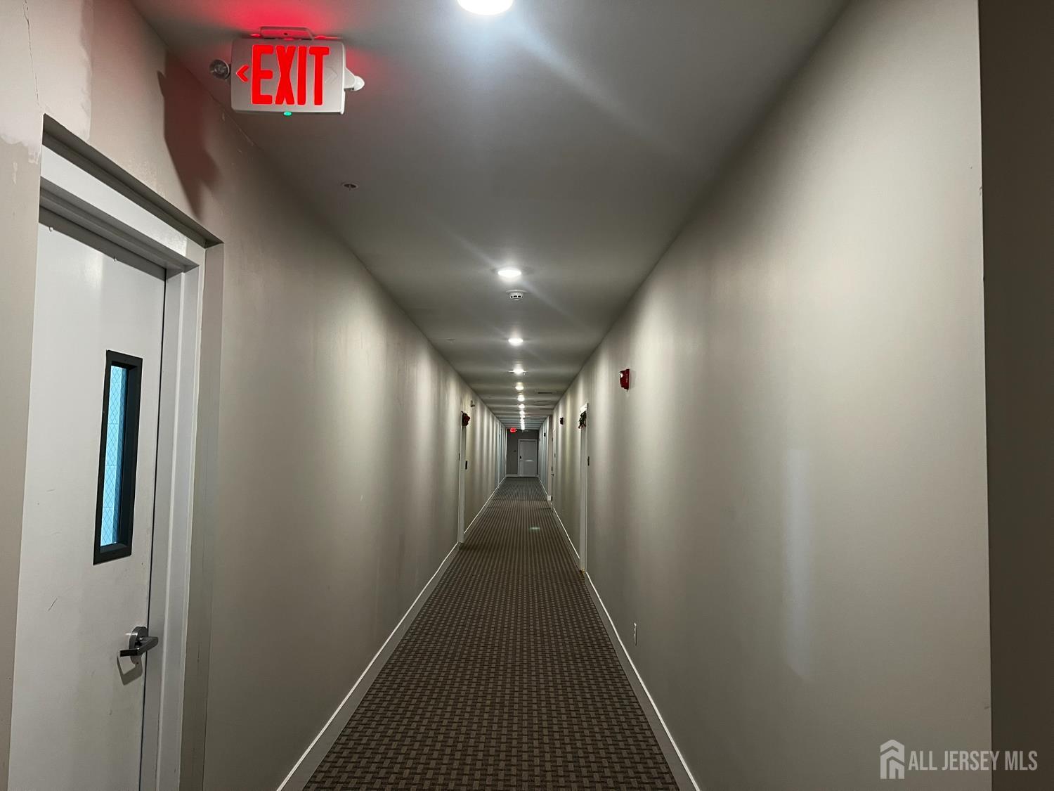 524 Lorhan Drive 524 Image 4