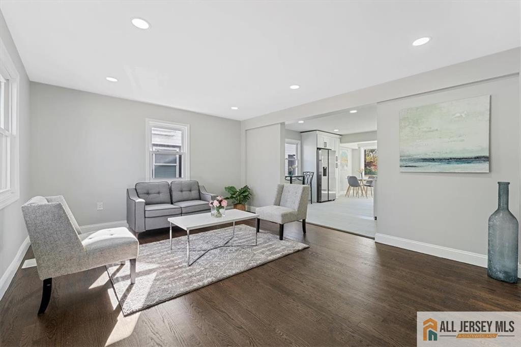 314 Easton Avenue Image 4