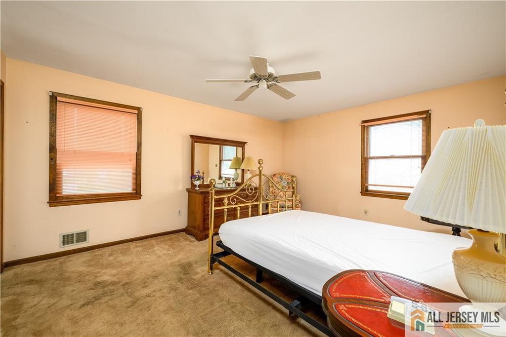12 W Clark Place, Colonia, NJ, 07067 image 27