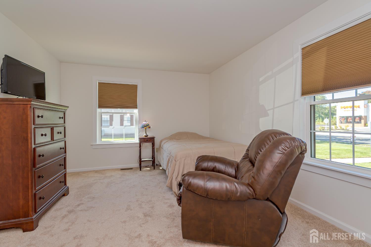 25 Foxhall Avenue 25, Middlesex, NJ, 08846 image 15