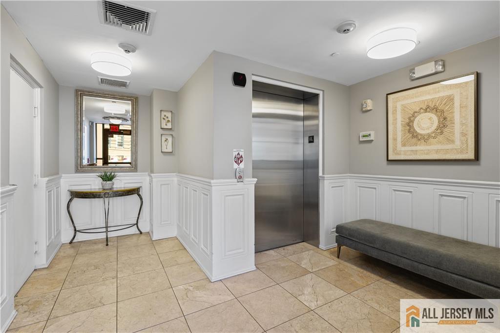 45 Broadway Avenue 302 Image 3