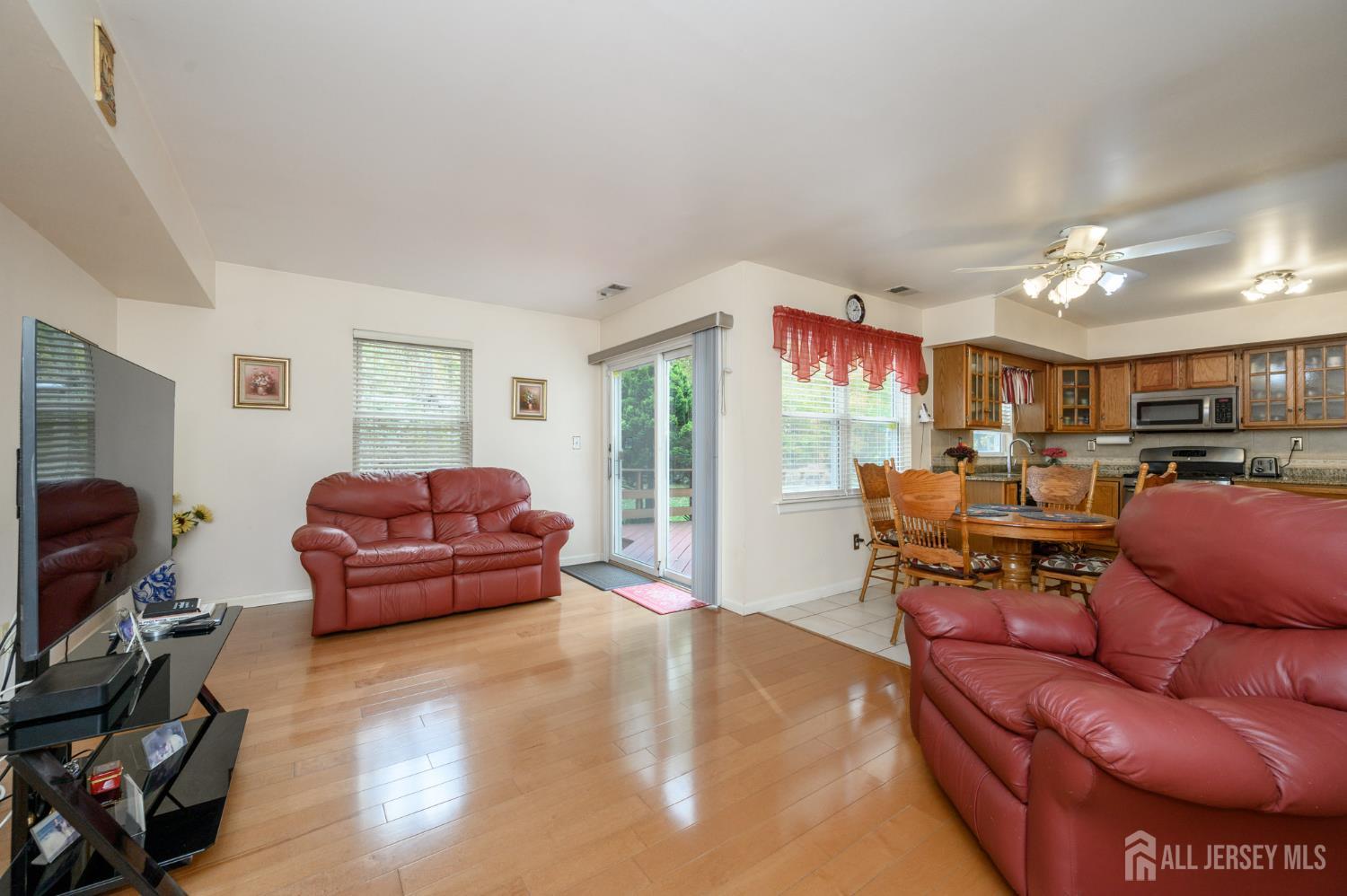103 Pergola Avenue, Monroe, NJ, 08831 image 18