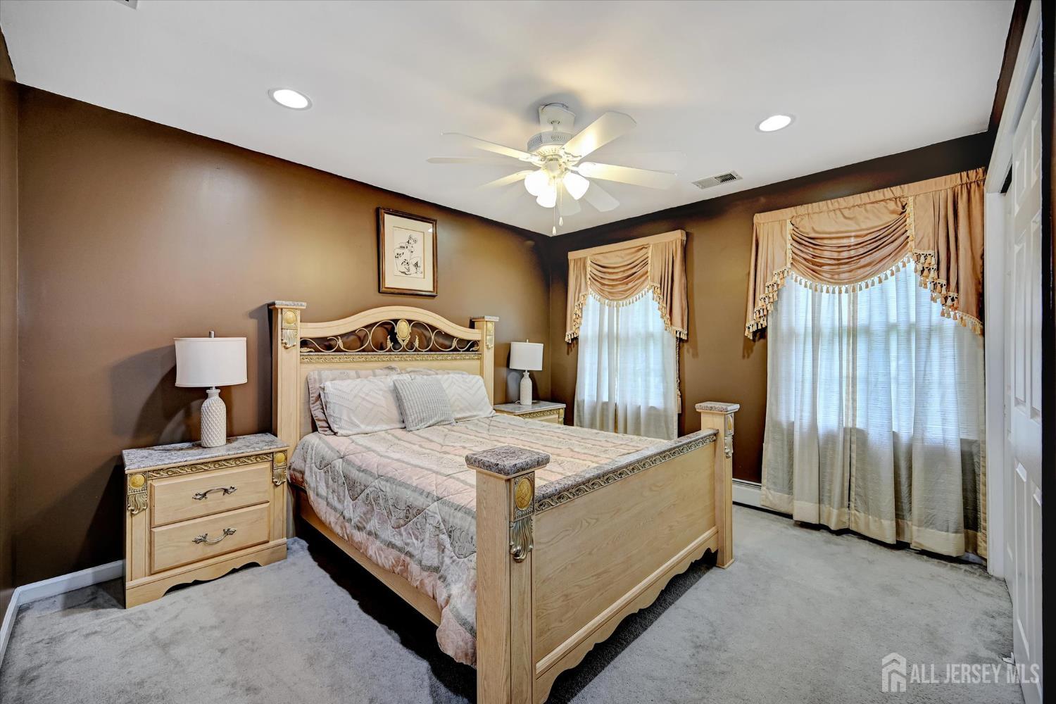 10 MILFORD Court, Edison, NJ, 08820 image 35