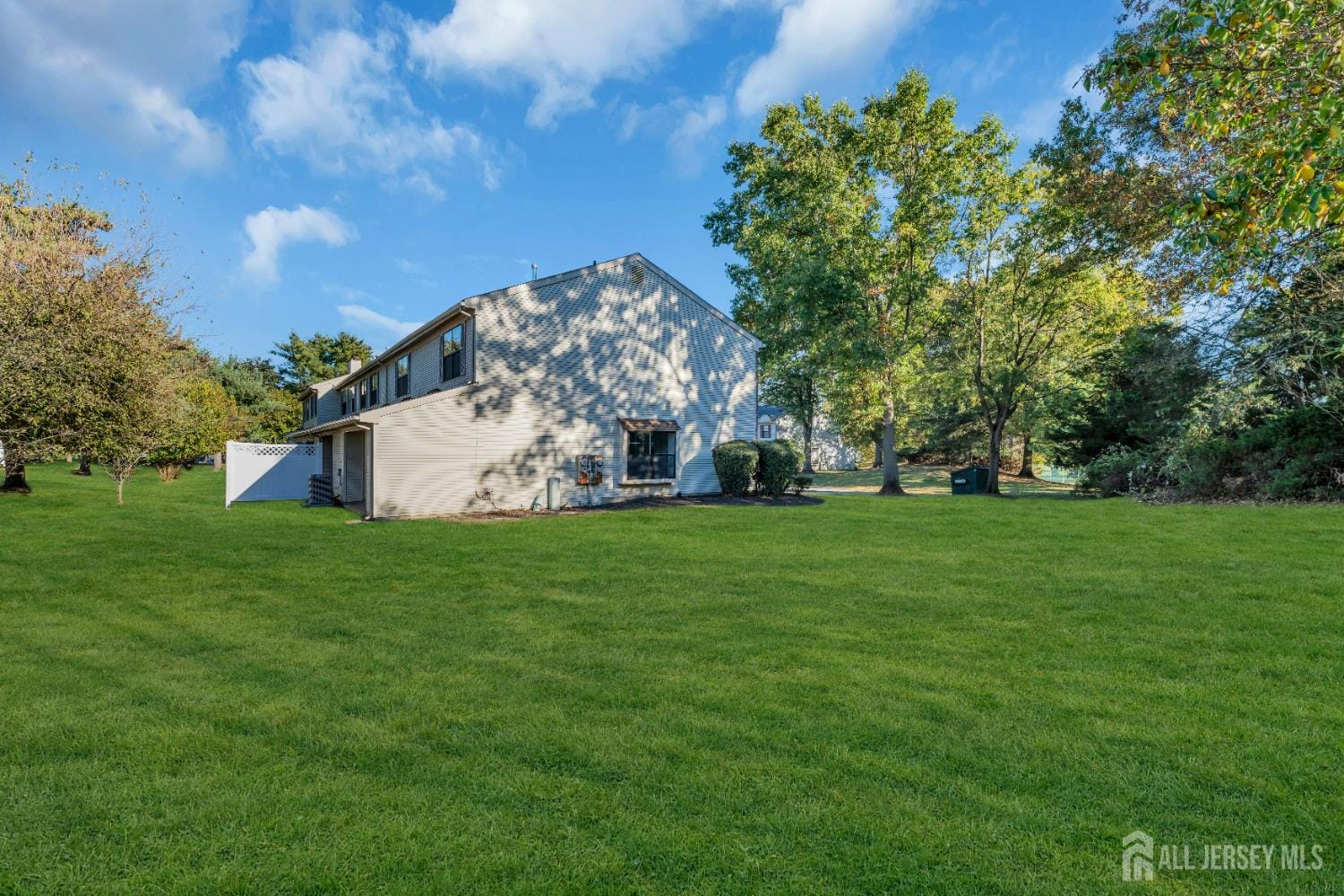 127 Berkshire Court, Piscataway, NJ, 08843 image 42