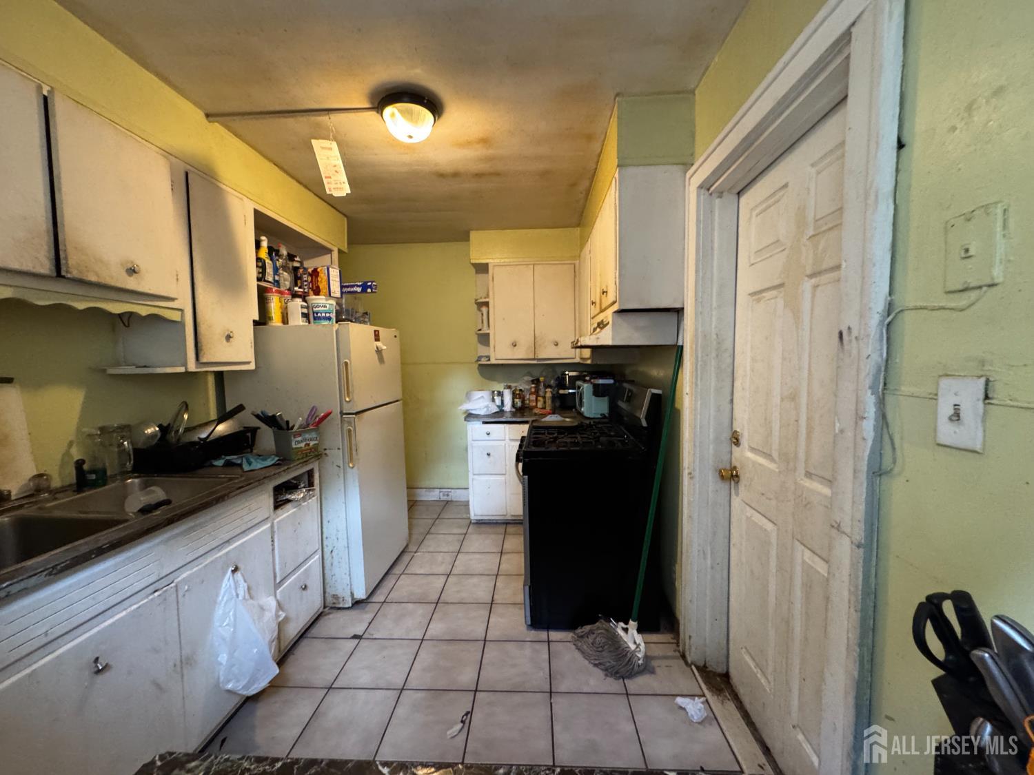 313 Tioga Street, Trenton, NJ, 08609 image 10