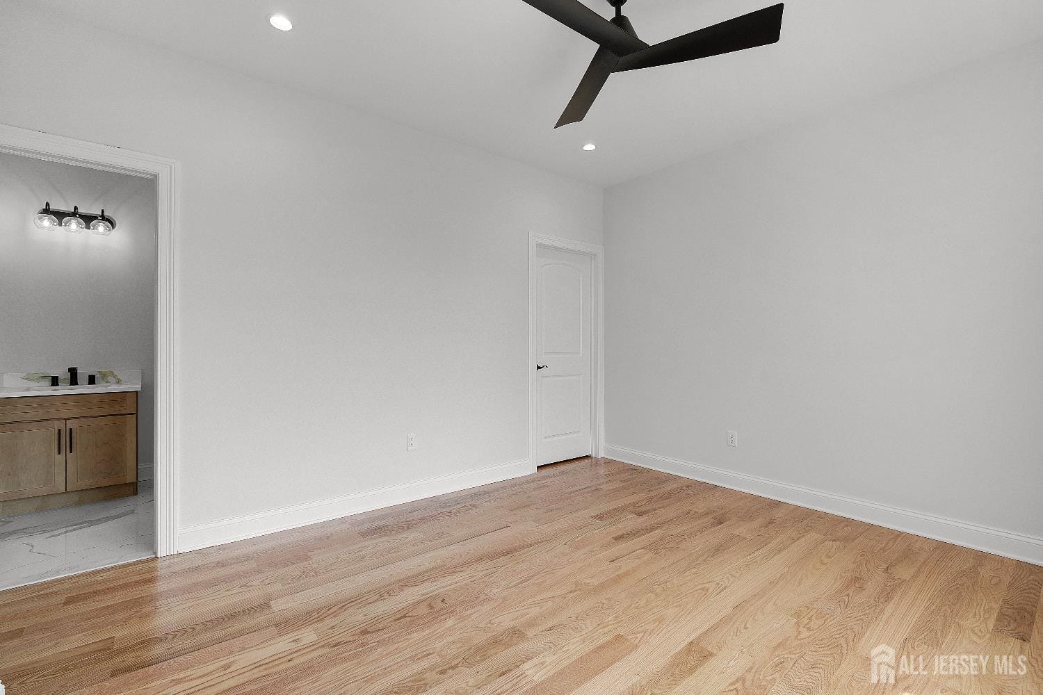 9 Links Drive, Edison, NJ, 08820 image 55