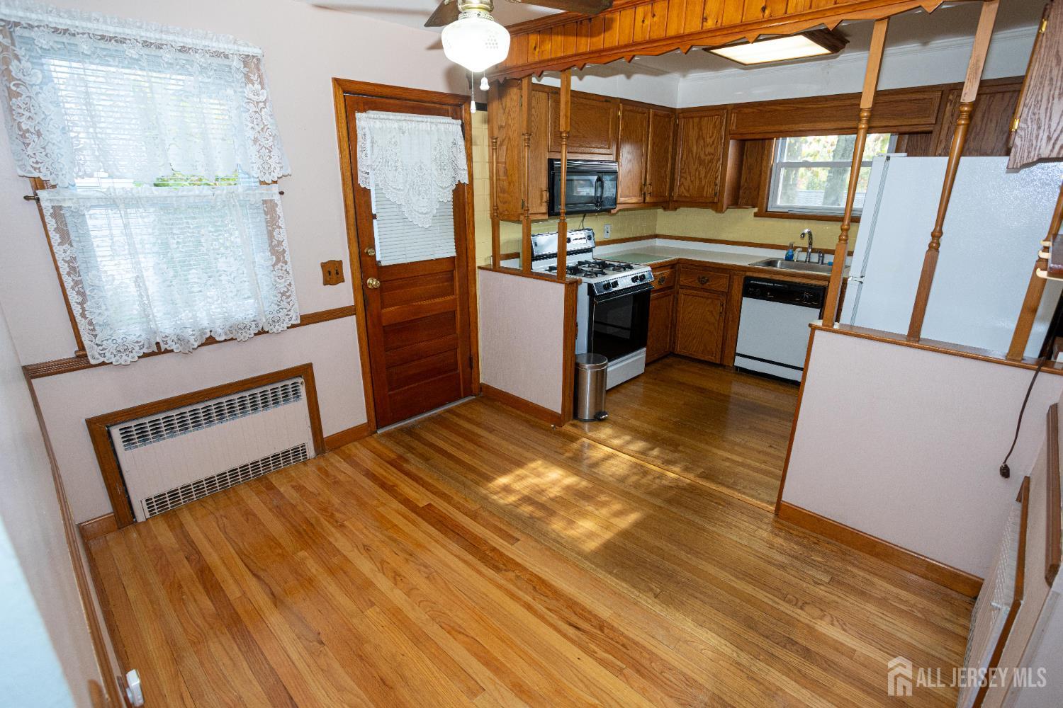 161 Manor Street, Sayreville, NJ, 08879 image 7