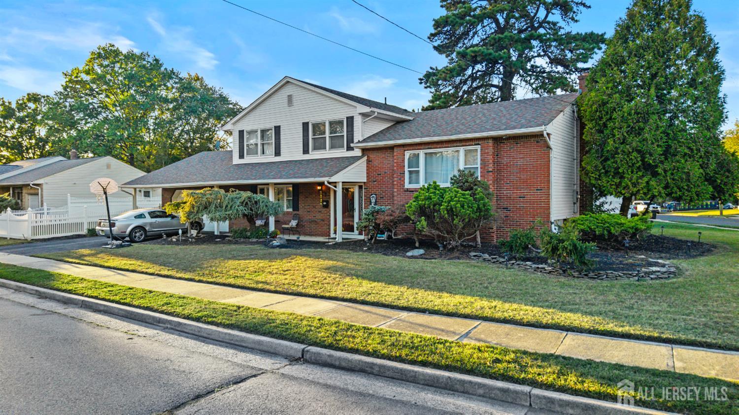 7 Rosewood Drive Image 2