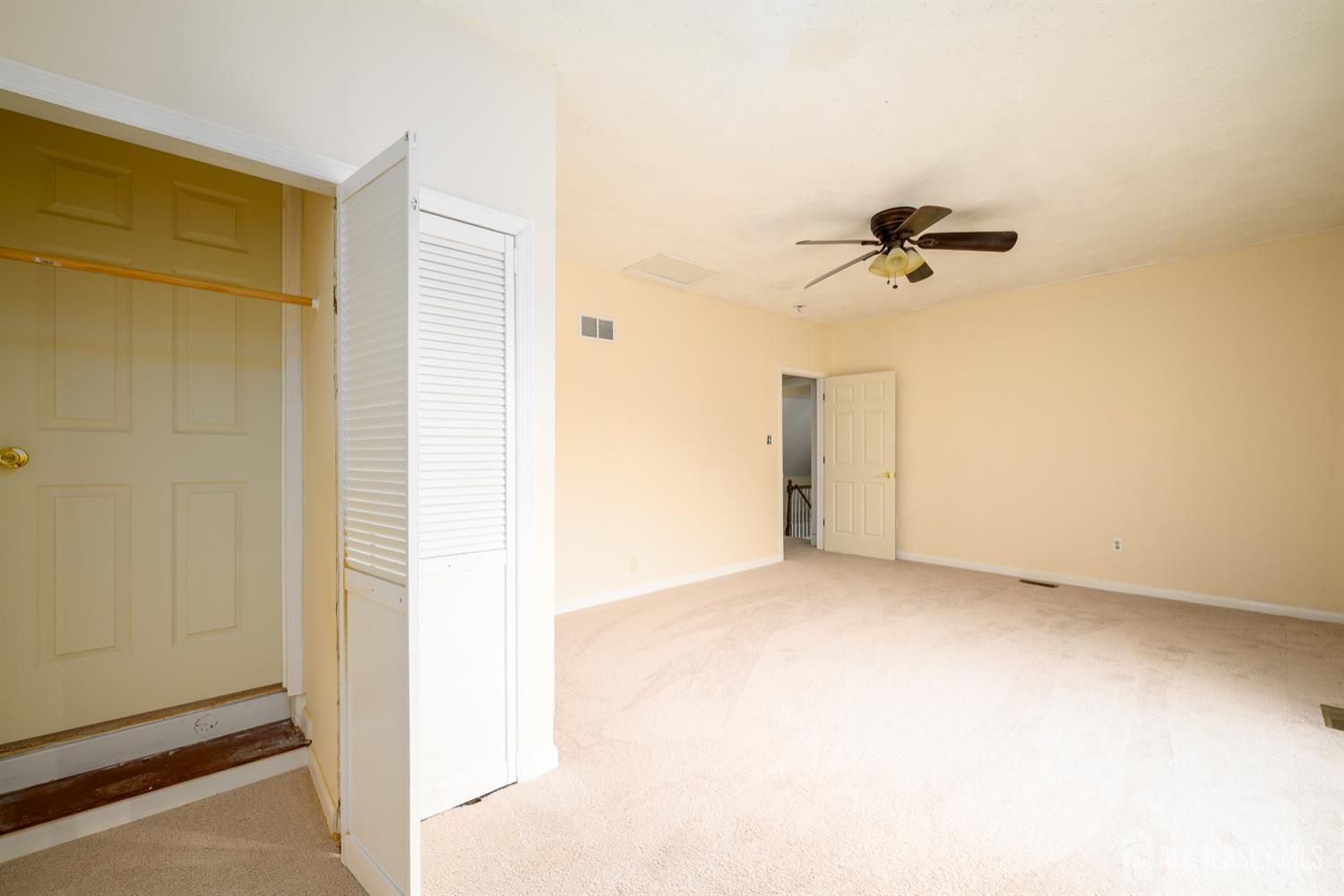 65 ORANGE Street, Edison, NJ, 08817 image 19