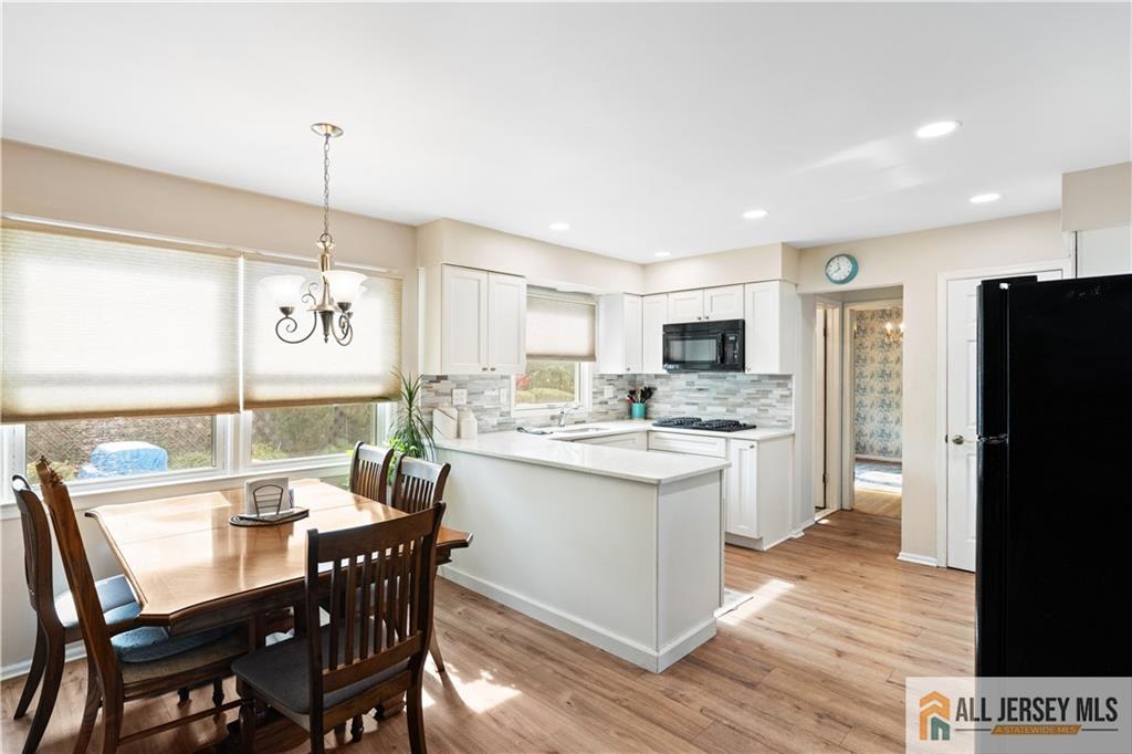 70 Creamer Drive, Sayreville, NJ, 08872 image 13