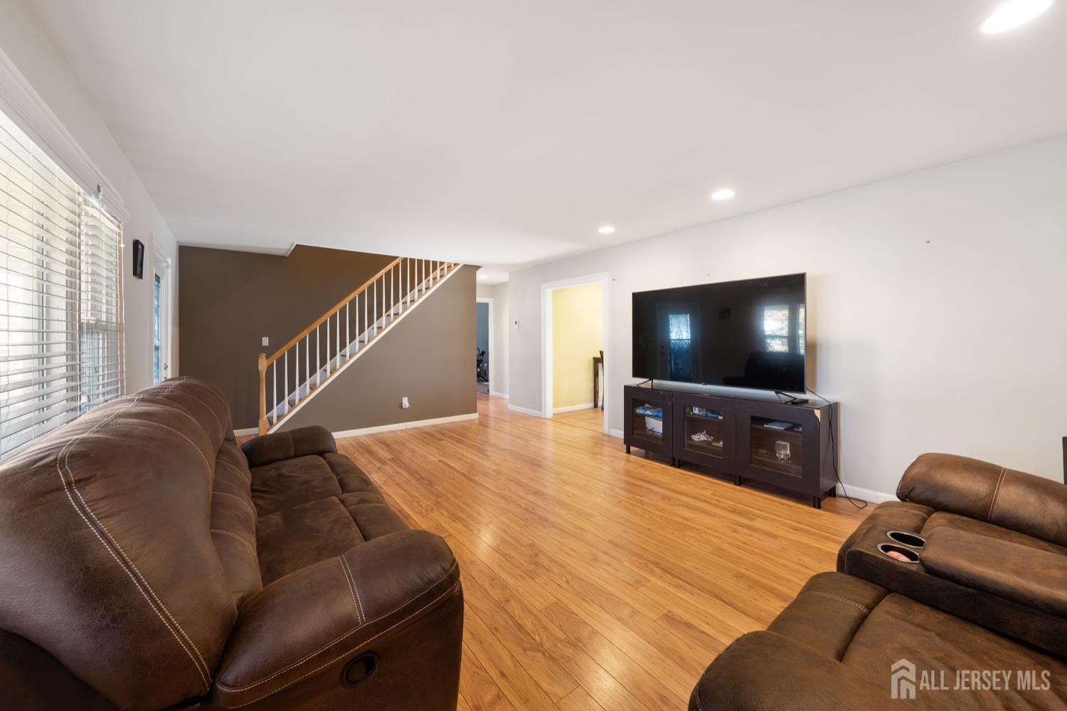 15 Tripplet Road Image 5