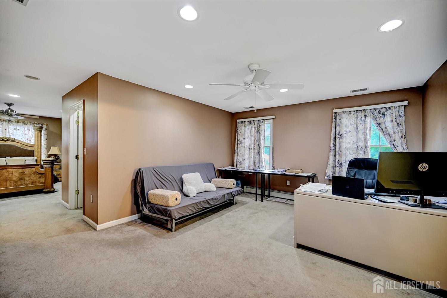 10 MILFORD Court, Edison, NJ, 08820 image 32