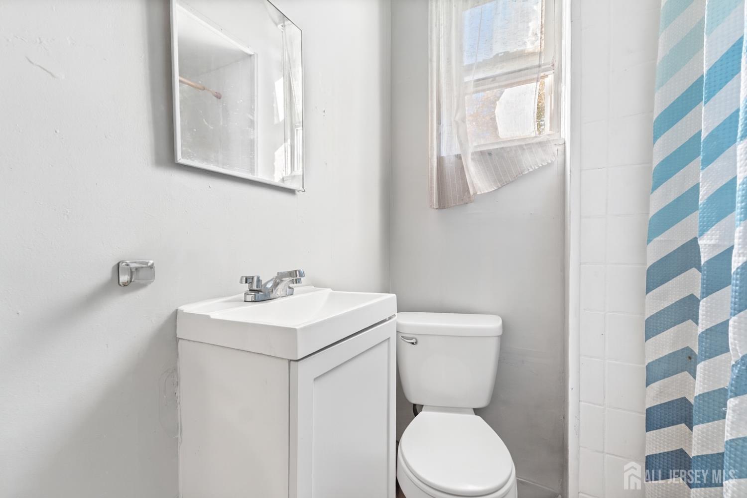 397 E Rector Street, Perth Amboy, NJ, 08861 image 18