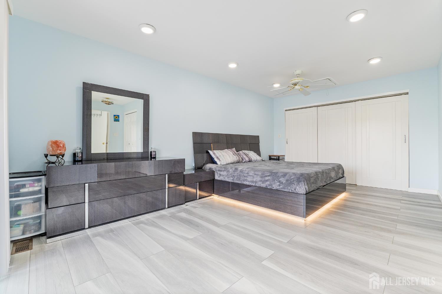 154 Westgate Drive, Edison, NJ, 08820 image 34