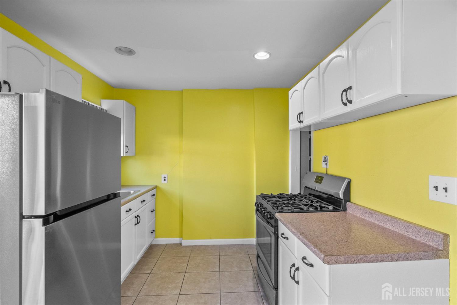 532 Olive Place, Woodbridge Proper, NJ, 07095 image 9