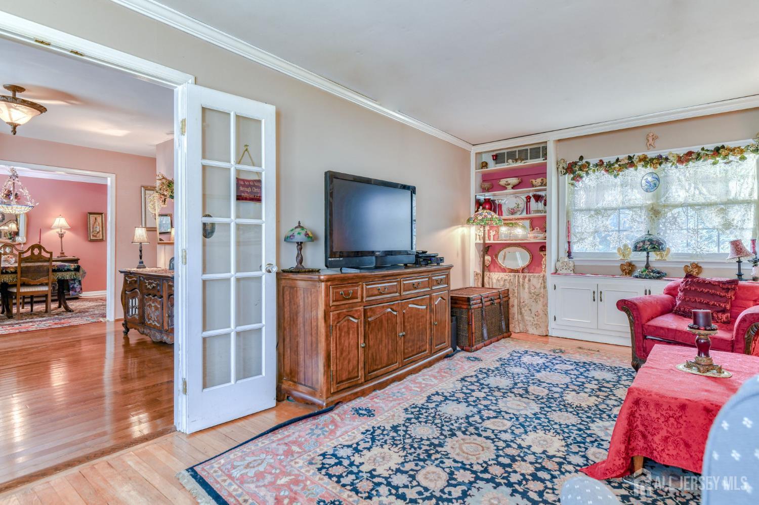 51 S Brook Drive, Milltown, NJ, 08850 image 15