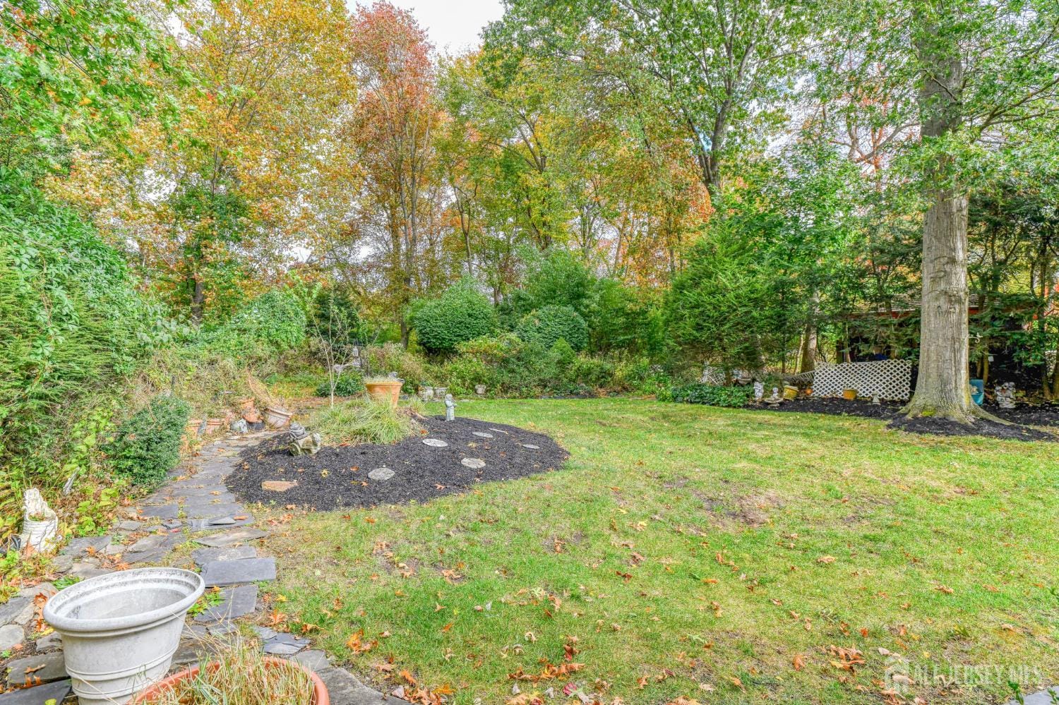 51 S Brook Drive, Milltown, NJ, 08850 image 30