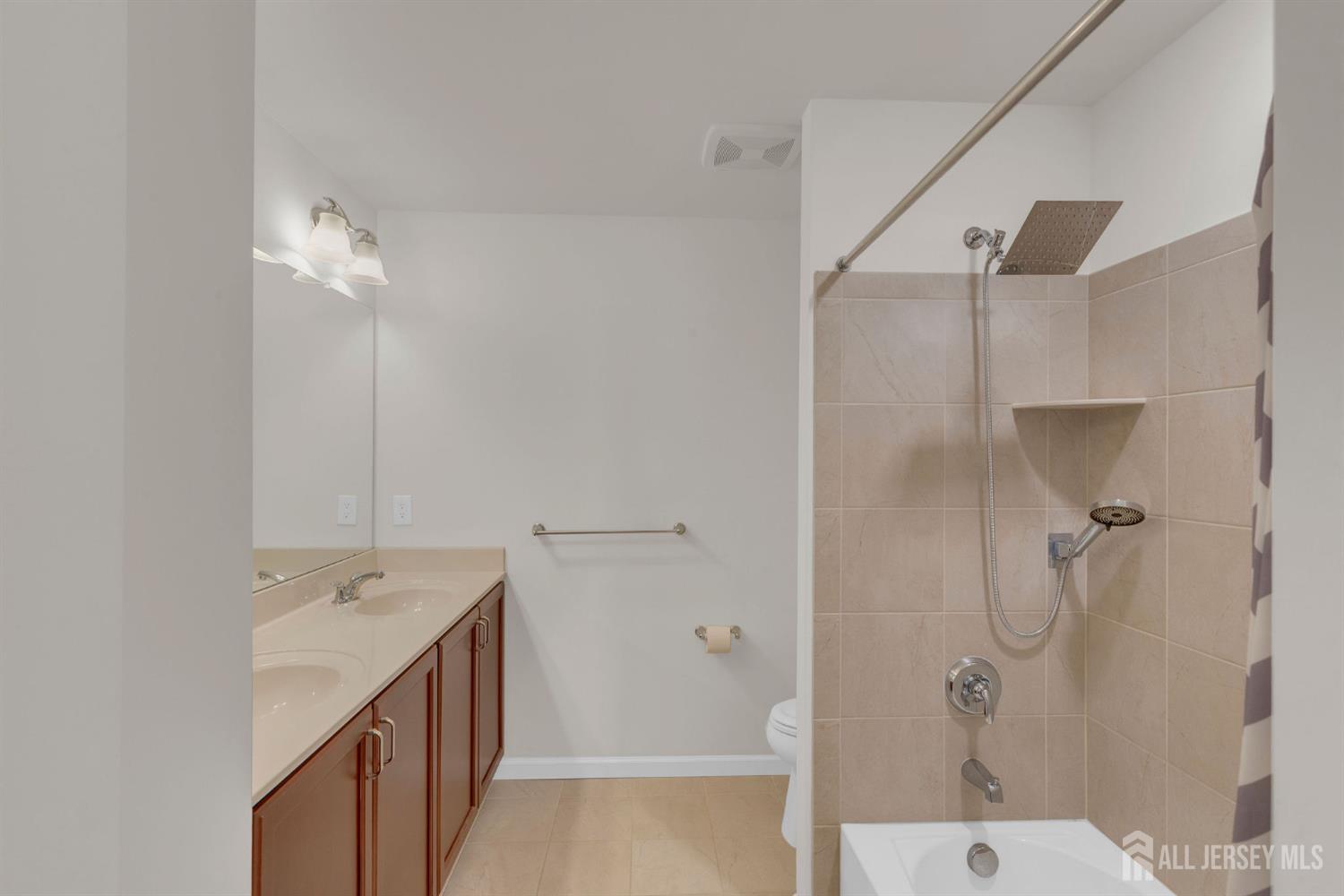 29 Beachwood Drive, Monroe, NJ, 08831 image 15