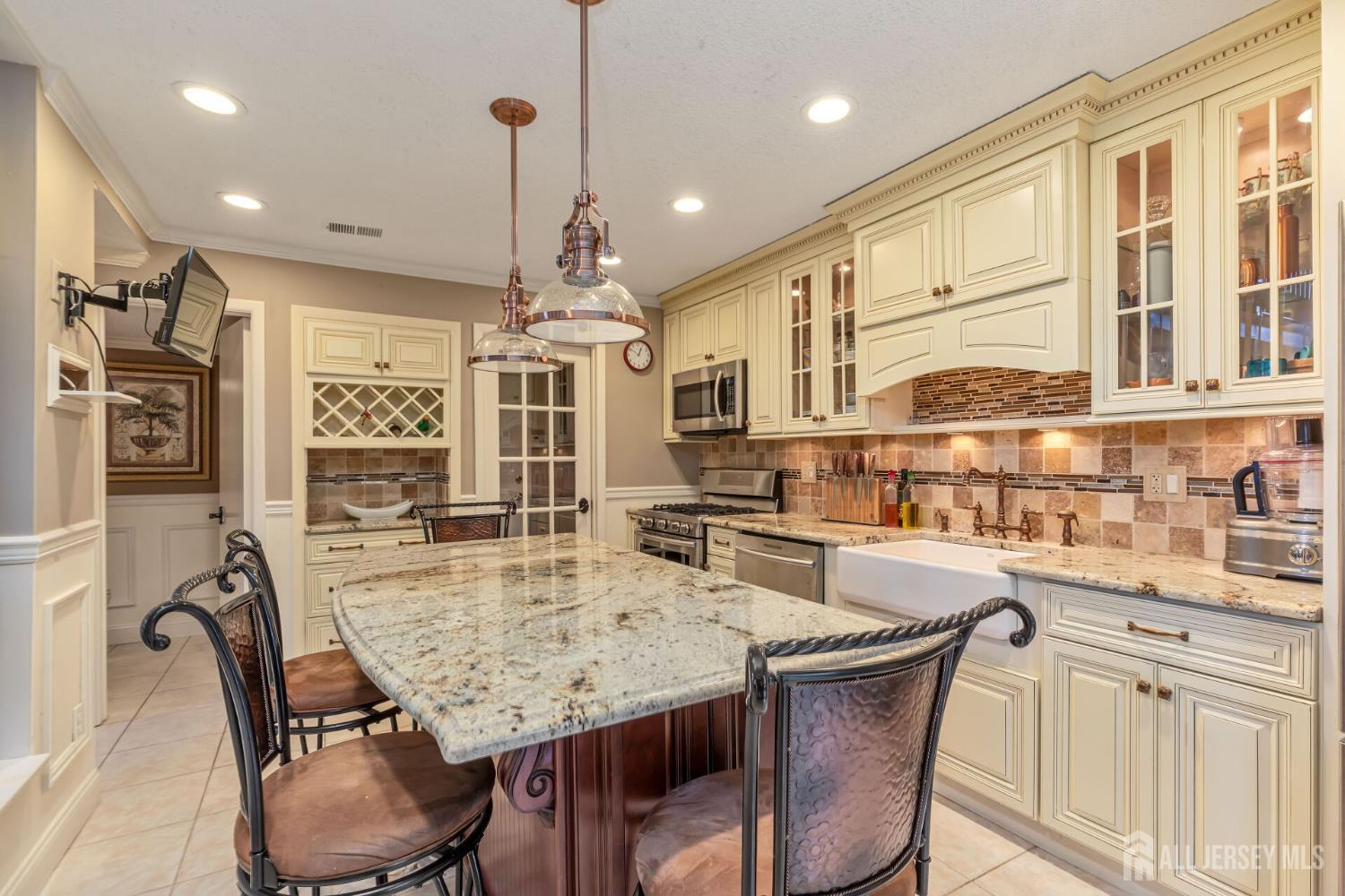 404 Westgate Drive, Edison, NJ, 08820 image 12