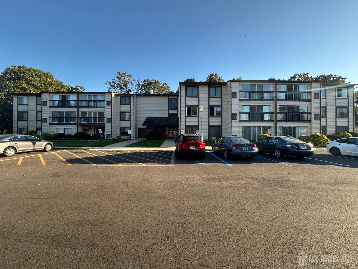 277 Crosse Drive 2G Image 2