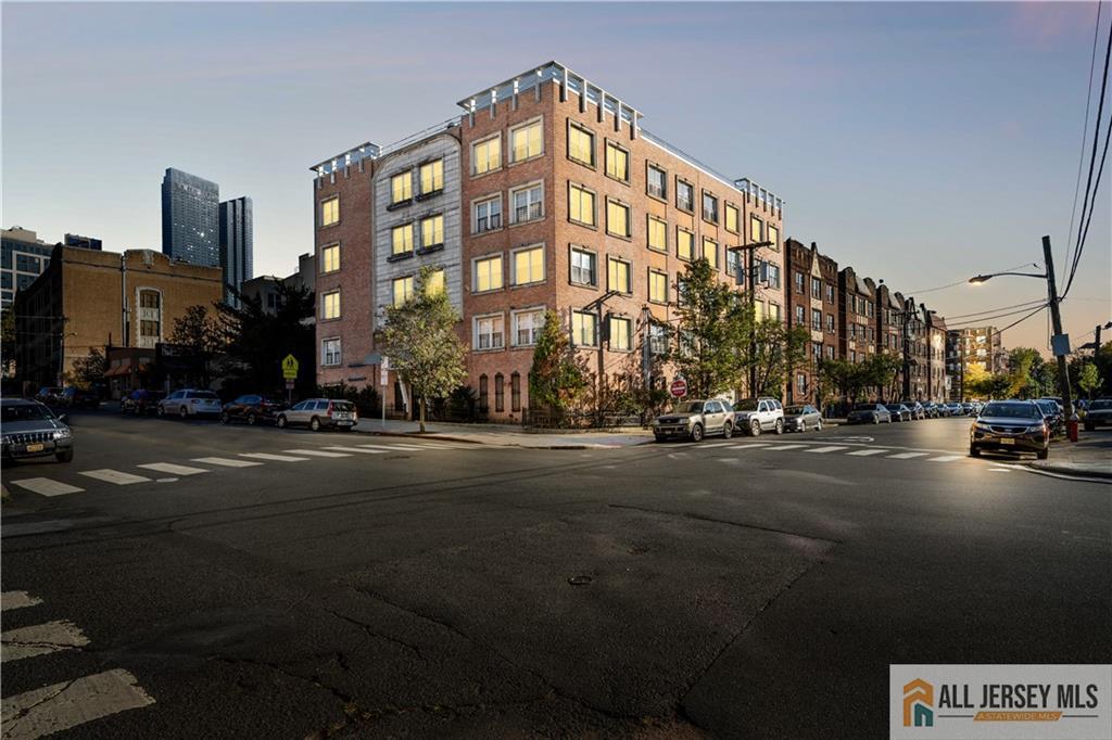 45 Broadway Avenue 302 Image 1