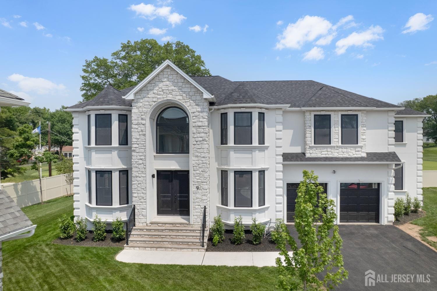 9 Links Drive, Edison, NJ, 08820