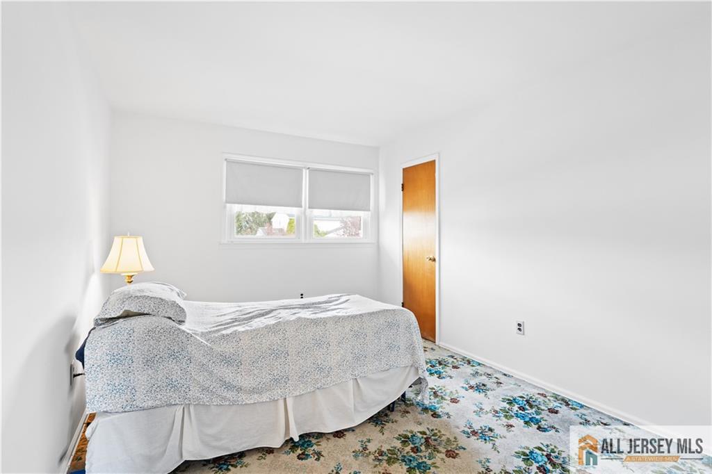 70 Creamer Drive, Sayreville, NJ, 08872 image 31