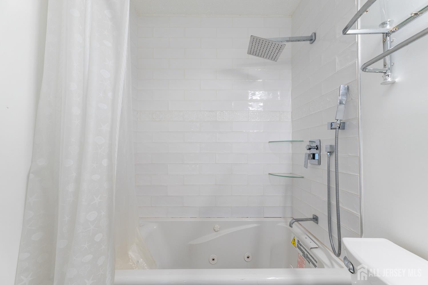 154 Westgate Drive, Edison, NJ, 08820 image 32