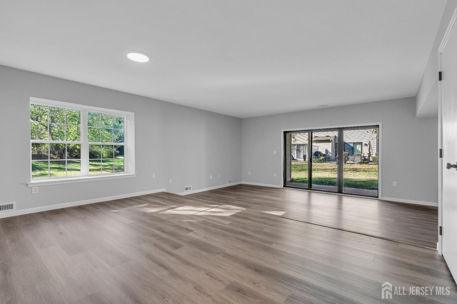 127 Berkshire Court, Piscataway, NJ, 08843 image 23