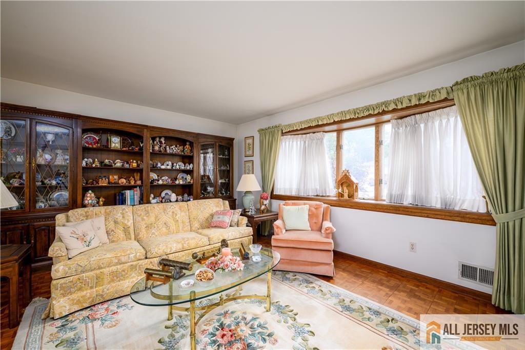 12 W Clark Place, Colonia, NJ, 07067 image 8