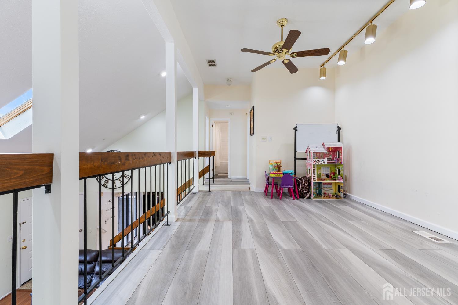 154 Westgate Drive, Edison, NJ, 08820 image 26