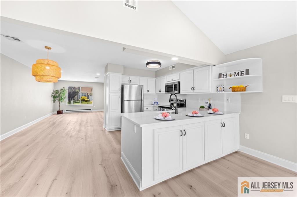 442 Dahlia Plaza 442A, Monroe, NJ, 08831 image 8