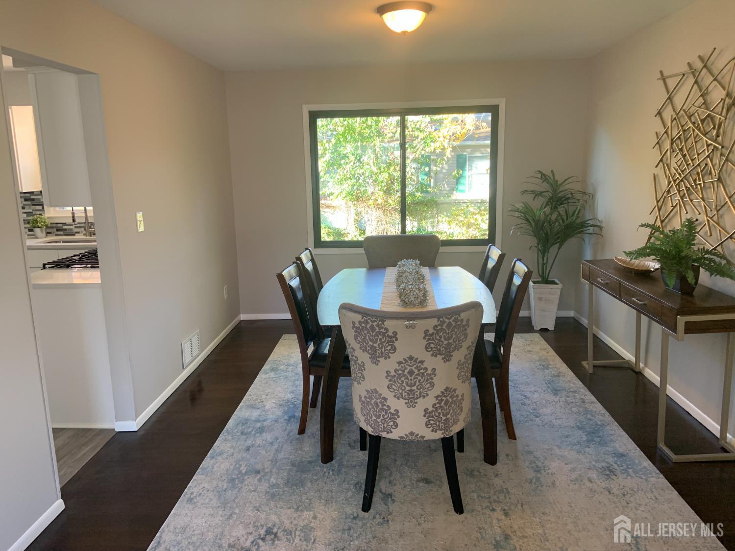 458 Joan Street Image 4