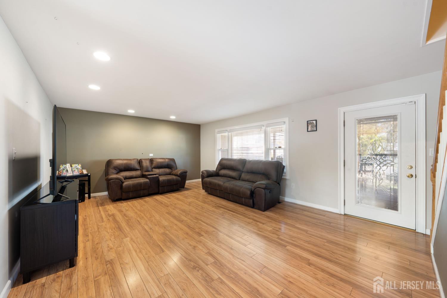 15 Tripplet Road Image 4