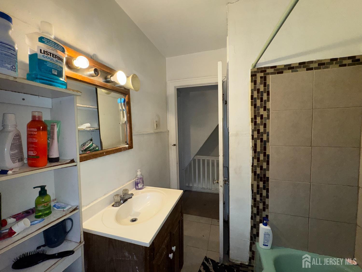 313 Tioga Street, Trenton, NJ, 08609 image 7