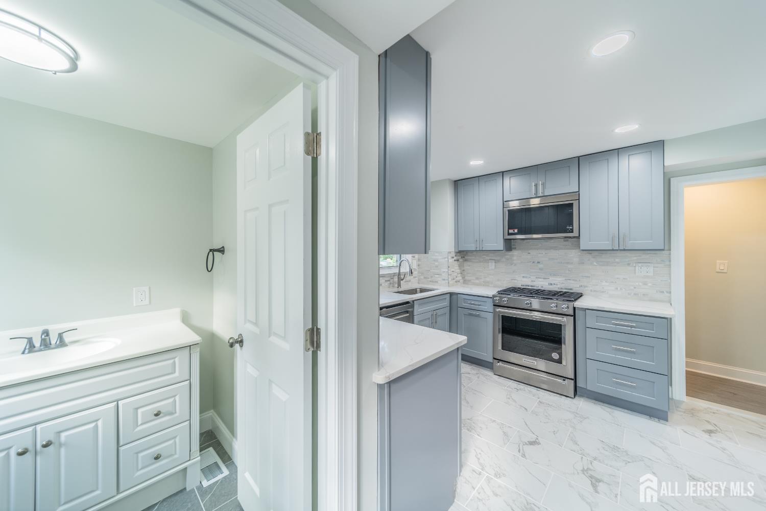 901 Palmer Avenue, Holmdel, NJ, 07733 image 10