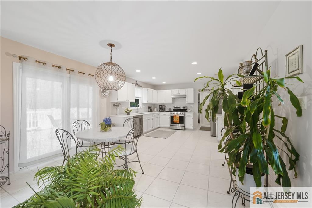 2 Guinevere Road, Monroe, NJ, 08831 image 11