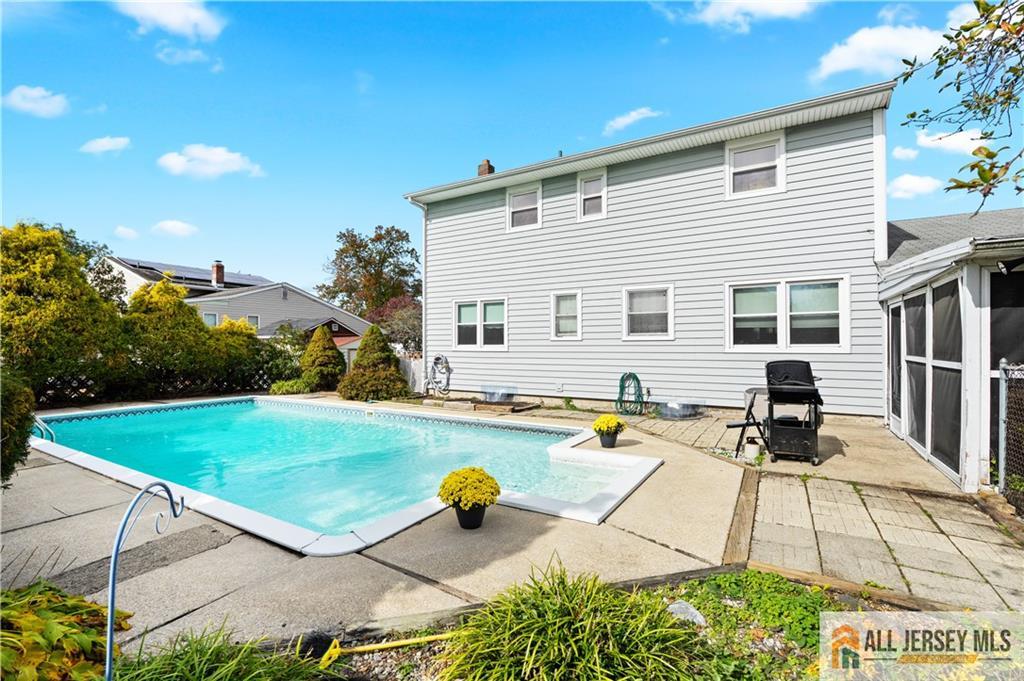 70 Creamer Drive, Sayreville, NJ, 08872 image 8