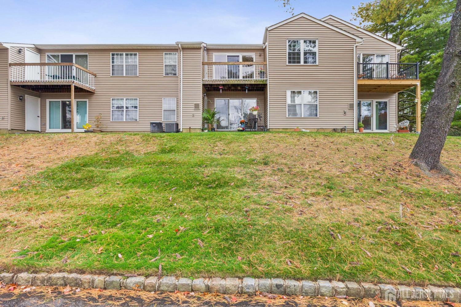 97 Neilly Court, Old Bridge, NJ, 08857 image 23