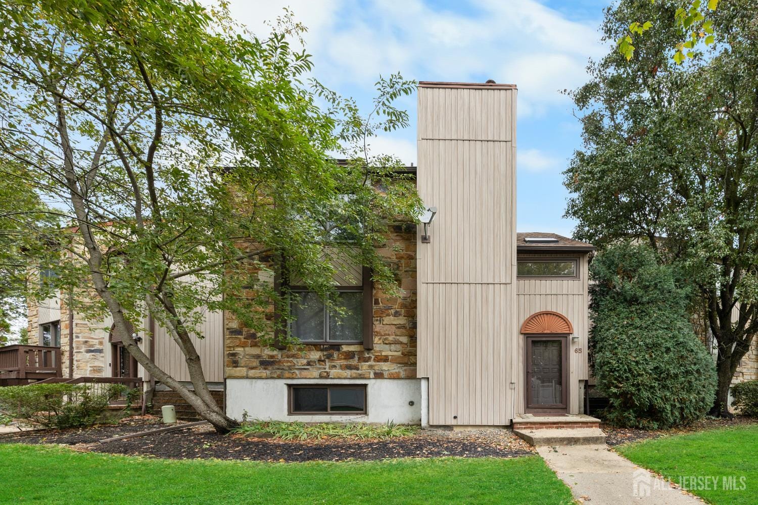 65 Diamond Lane, Old Bridge, NJ, 08857