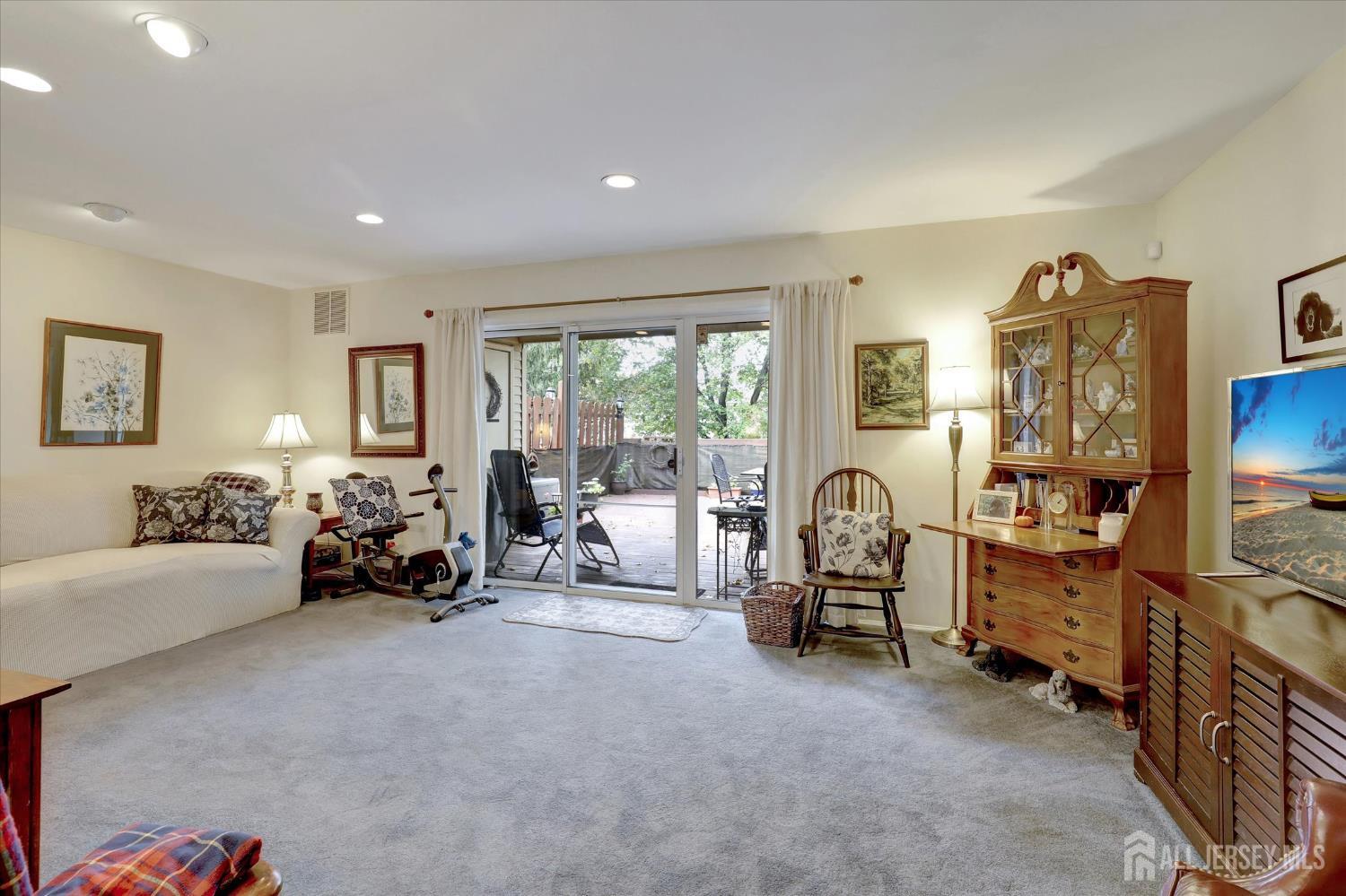 288 Bishop Court, Old Bridge, NJ, 08857 image 12
