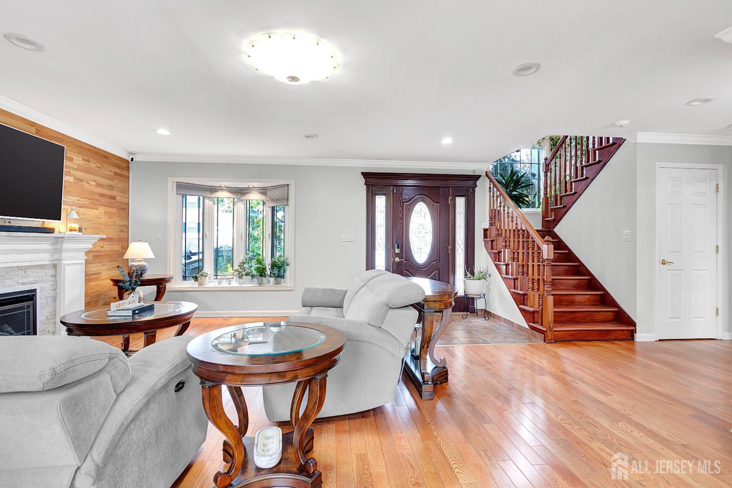 60 Crampton Avenue Image 4